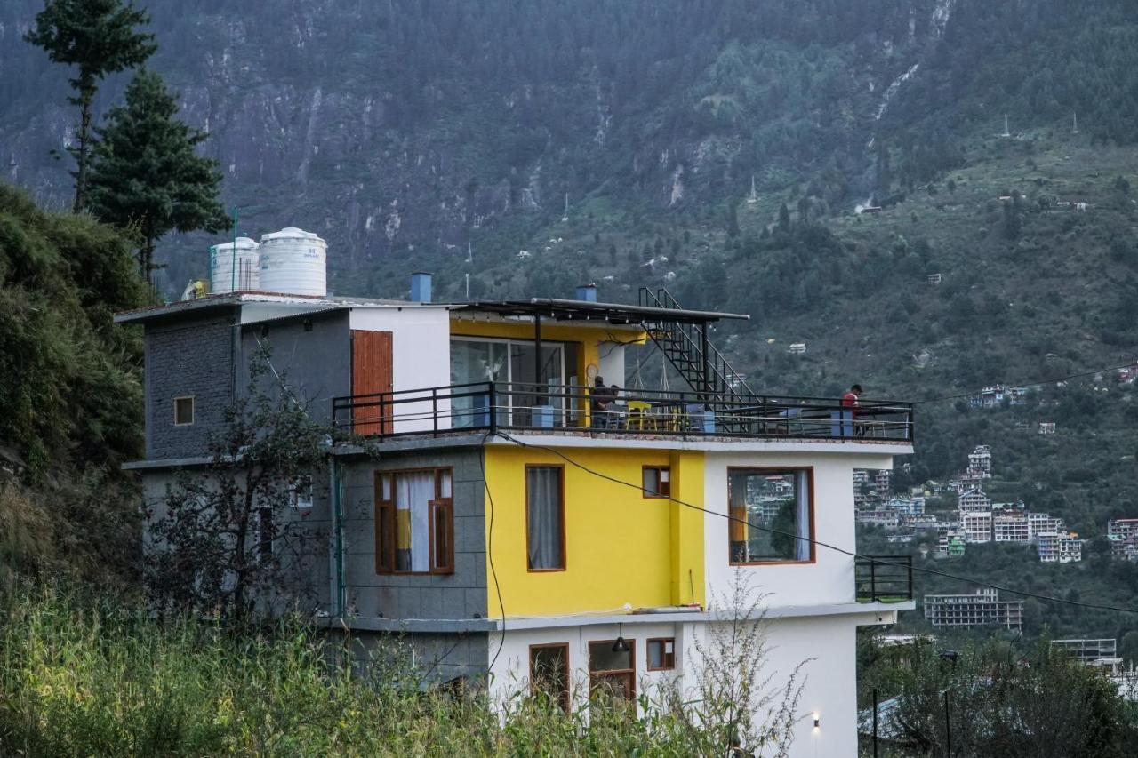 Firefly Hostel Manali  Bagian luar foto