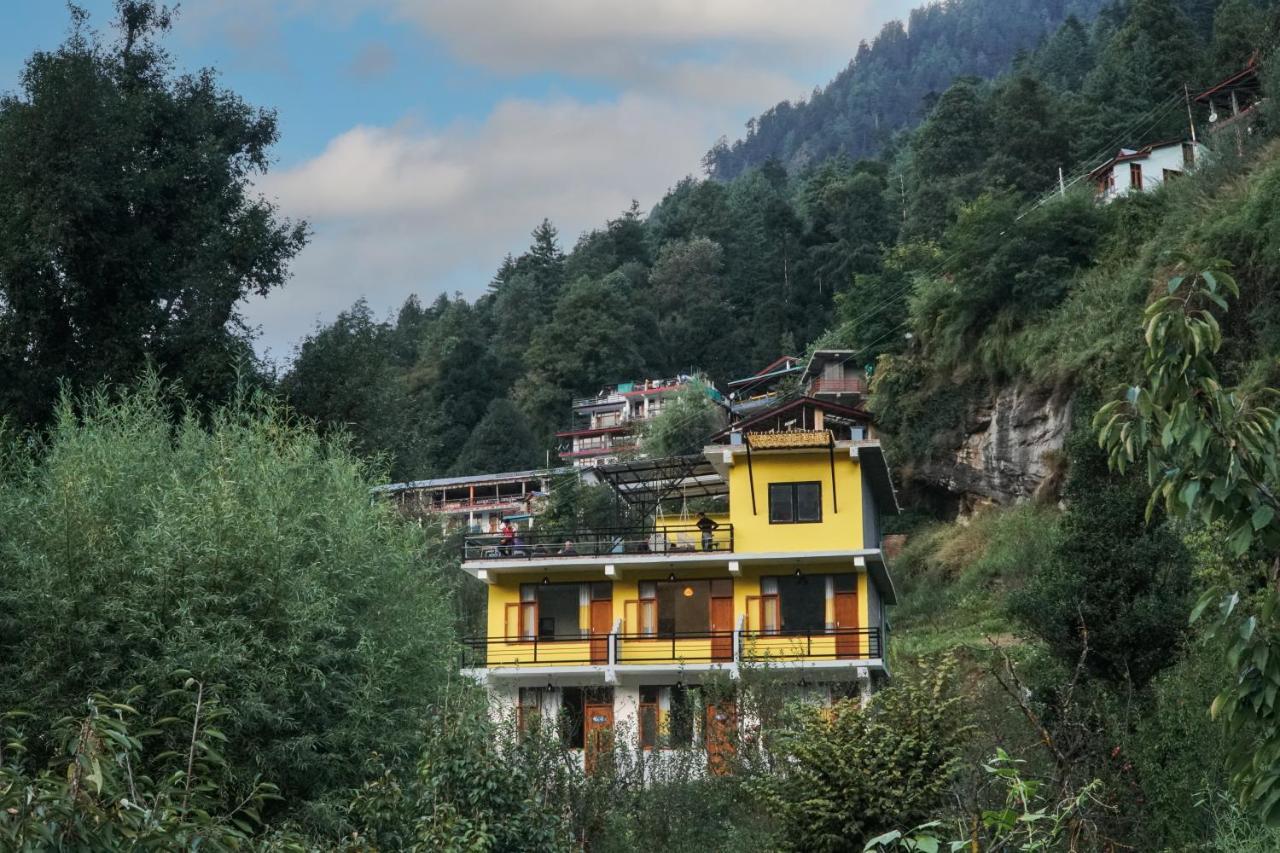 Firefly Hostel Manali  Bagian luar foto