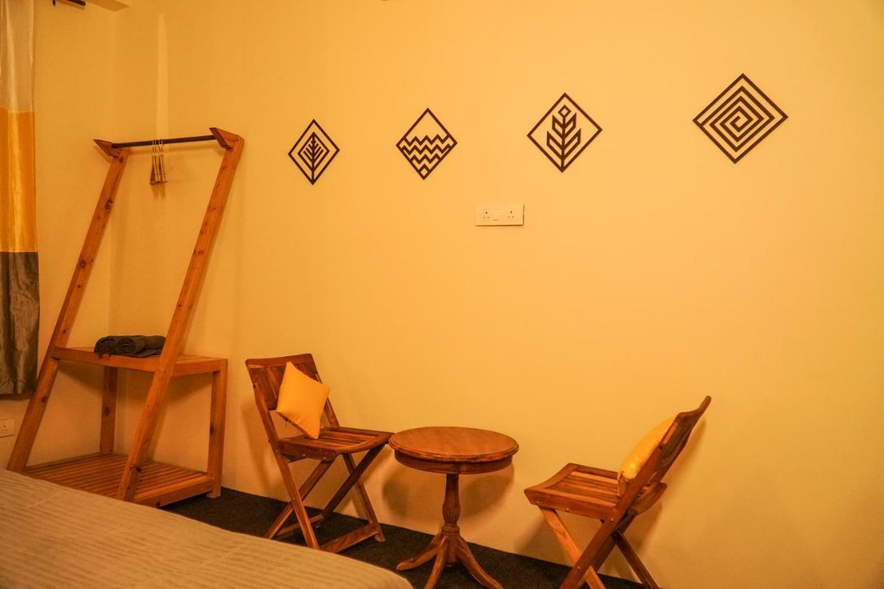 Firefly Hostel Manali  Bagian luar foto